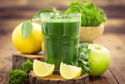 Is Your Green Juice Detox Hurting You? 9 Tips to Keep Your Juice Safe
