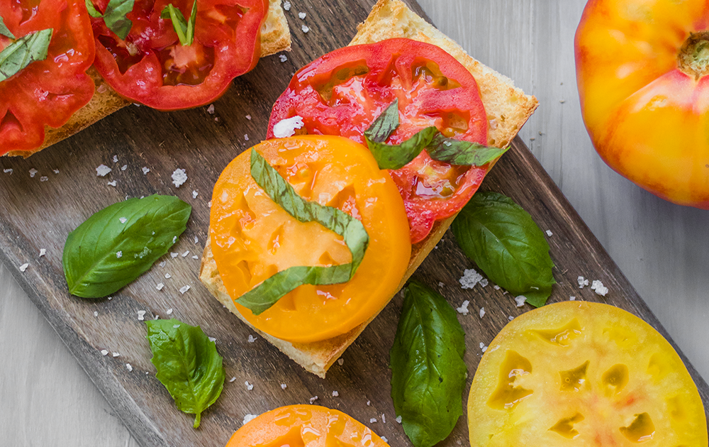 Heirloom Tomato o Toast