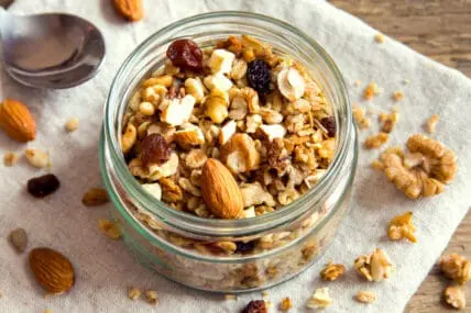 Muesli Recipe with Cranberries, Currents, and Apples