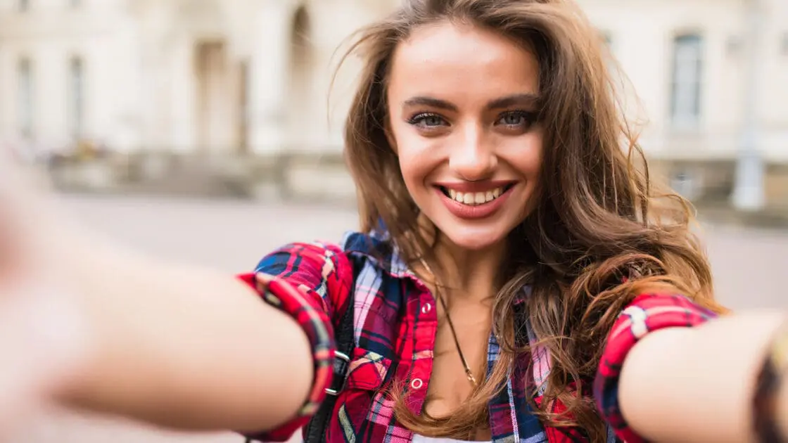 How to Grow Gorgeous Eyebrows That Won't Quit