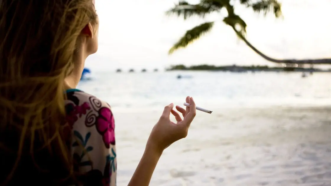 Hawaii Moves to Ban Cigarette Sales to Anyone Under 100-Years-Old
