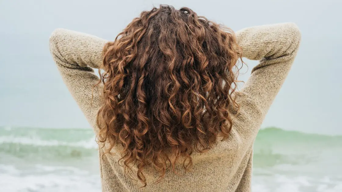 How to Use Apple Cider Vinegar for Gorgeous, Healthy Hair