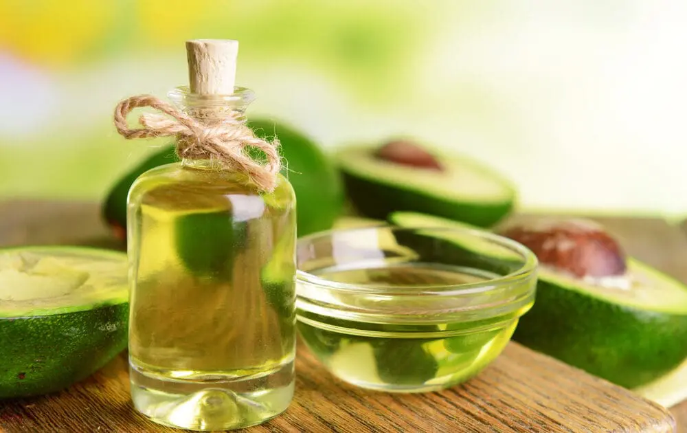 How to Reap the Benefits of Avocado Oil for Health and Beauty