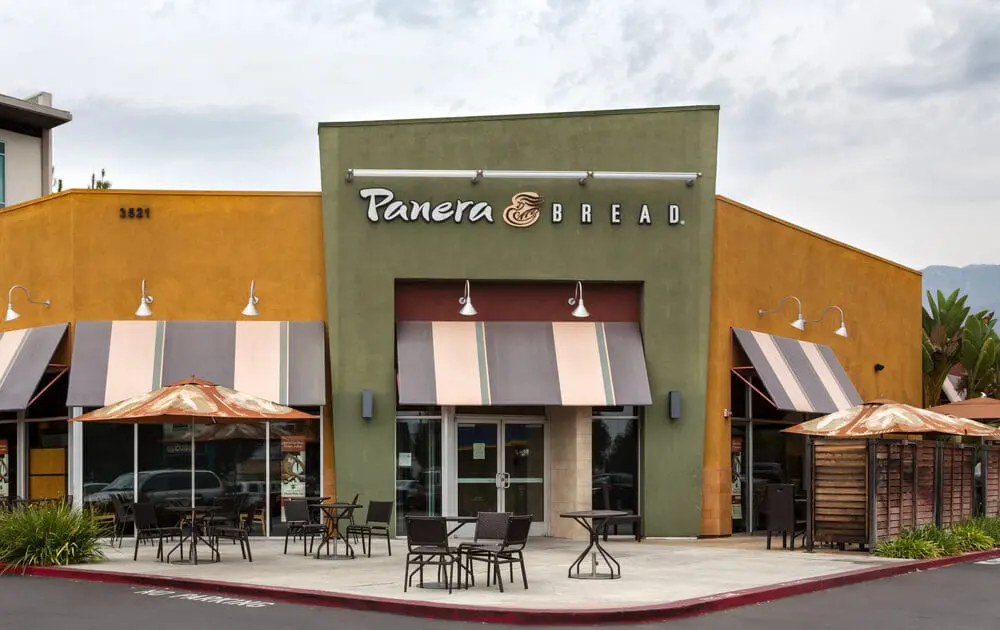 Panera Bread to Switch to 100% Cage Free Eggs By 2020