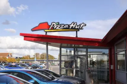 Pizza Hut Becomes First Major Pizza Chain to Commit to Antibiotic-Free Chicken