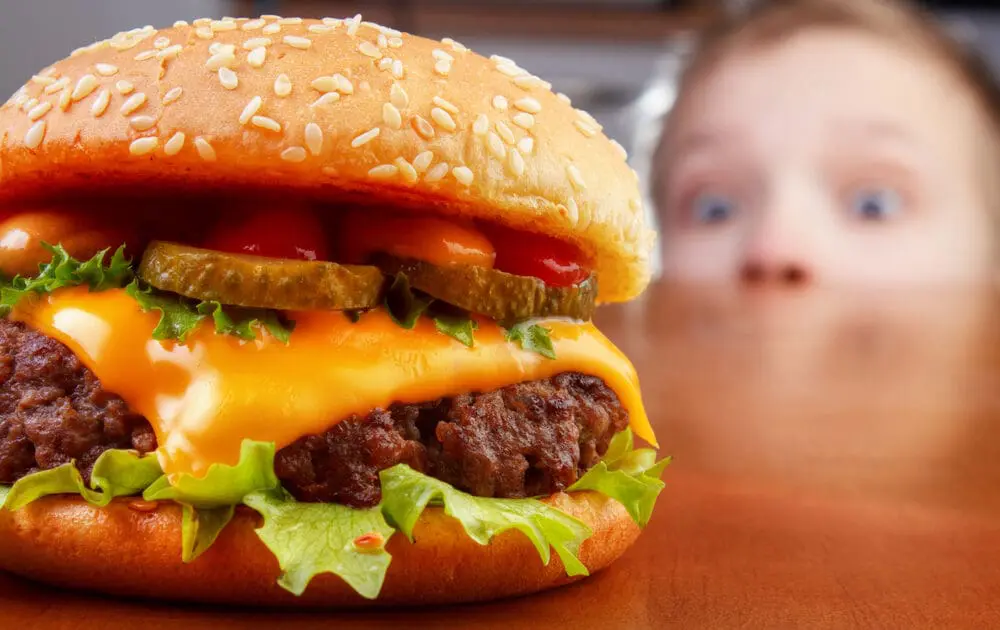 Antibiotics in meat are concerning investors... so, they penned a letter to fast food burger joint.