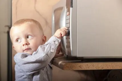 Are Microwaves Safe? Science Puts Fears (and Myths) to Rest