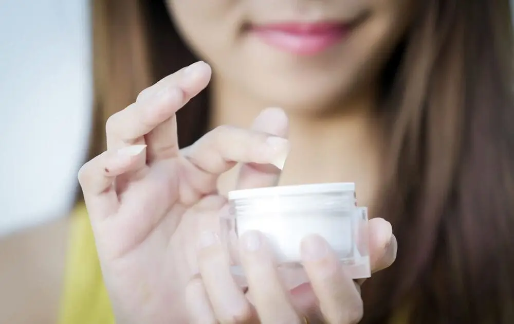 sandalwood heals skin