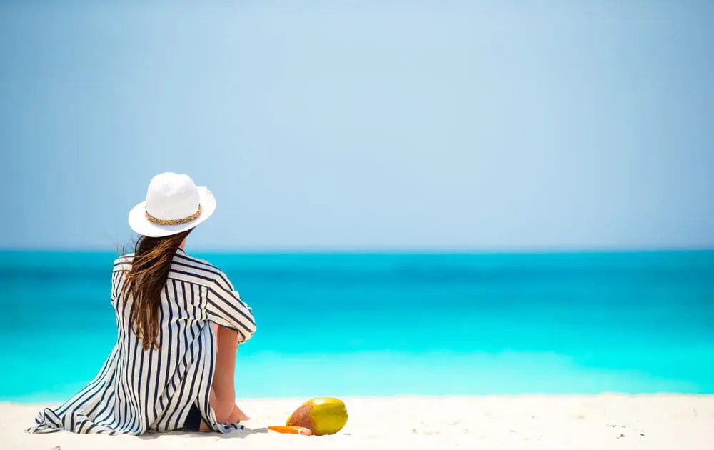 This is How Coconut Oil for Skin Saved Me Time, Cash, and Face