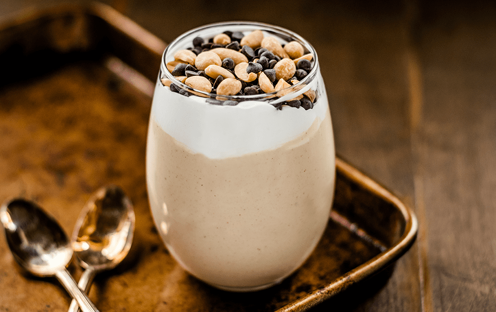 Amazing vegan peanut butter mousse that takes less than 30 minutes to make and only 4 ingredients!