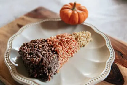 image of the final plated product of the yummiest Halloween rice Krispie treats.