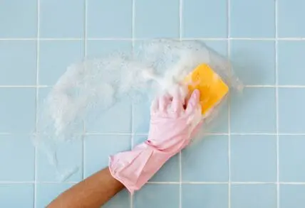 homemade chemical-free bathroom cleaners