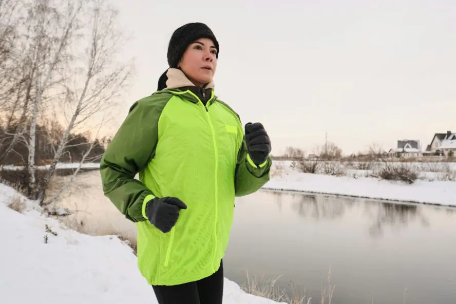 winter running Getty Images x Unsplash layer up