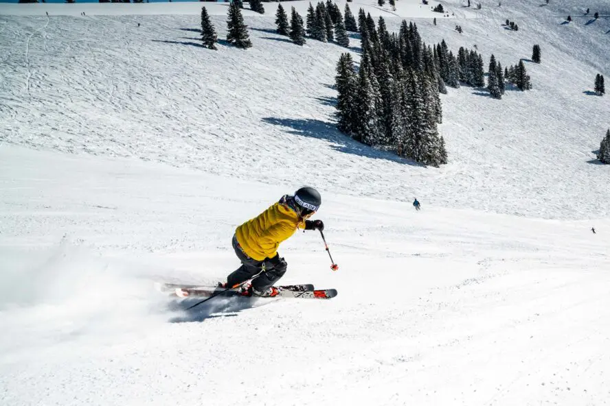 Main Old School Ski Resorts Unsplash glade optics unsplash