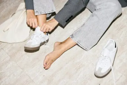 Main Remedies for Dry Cracked Feet, Unsplash