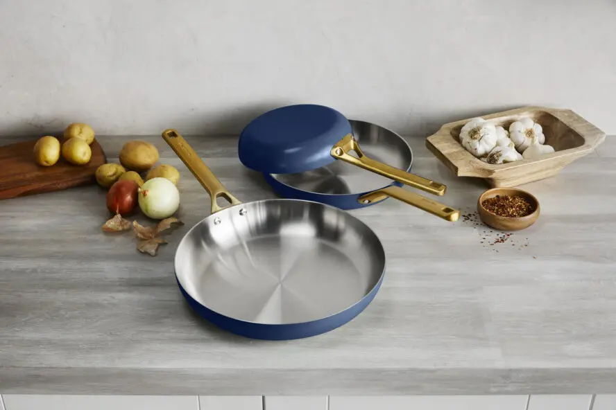 Image of GreenPan Reserve Pro Stainless Steel fry pans in three sizes in the color Twilight.