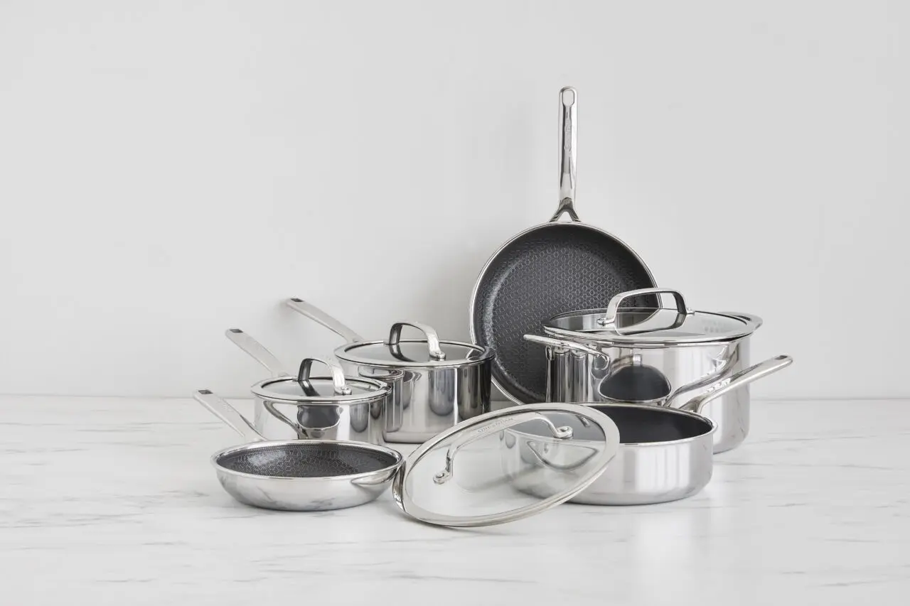 Image of the GP Spectra 11PcSet SS which is our favorite ceramic cookware hybrid set.