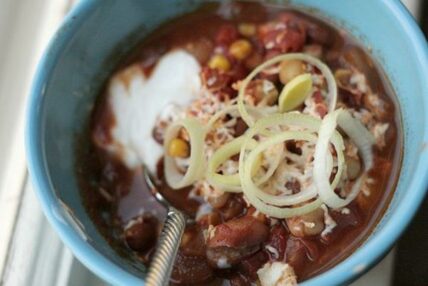 2 Vegan, Vegetarian Chili Recipes Paired with Organic Stout Beer