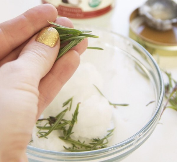 Frizzy Hair Got You Down? This Soothing DIY Hair Mask Will Do the Trick