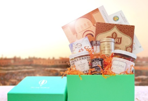 The Ultimate Foodie Giveaway: Enter to Win AMAZING Kitchen Swag from Organic Authority, Edible Manhattan, Mouth and Try the World (Valued at 45!)
