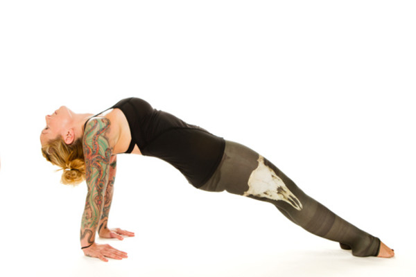 Balancing table leg extensions