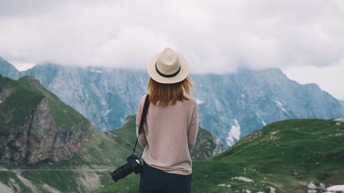 5 Clever Ways to Practice Einstein’s Secret to Happiness