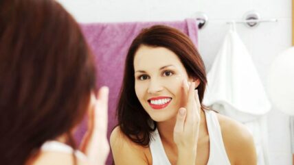 9 Natural Beauty Hacks to Stop Aging in Its Tracks