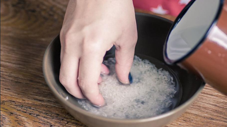Could Rice Water Be the Best Thing That Ever Happened to Your Skin?