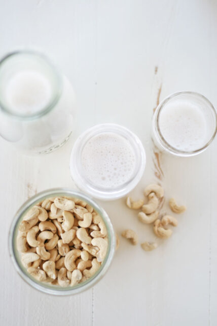 homemade cashew milk