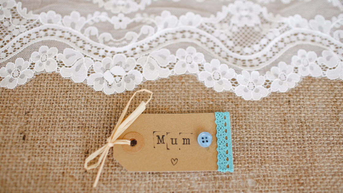 The Ultimate Mother’s Day Gift Guide for Natural Beauty Lovers