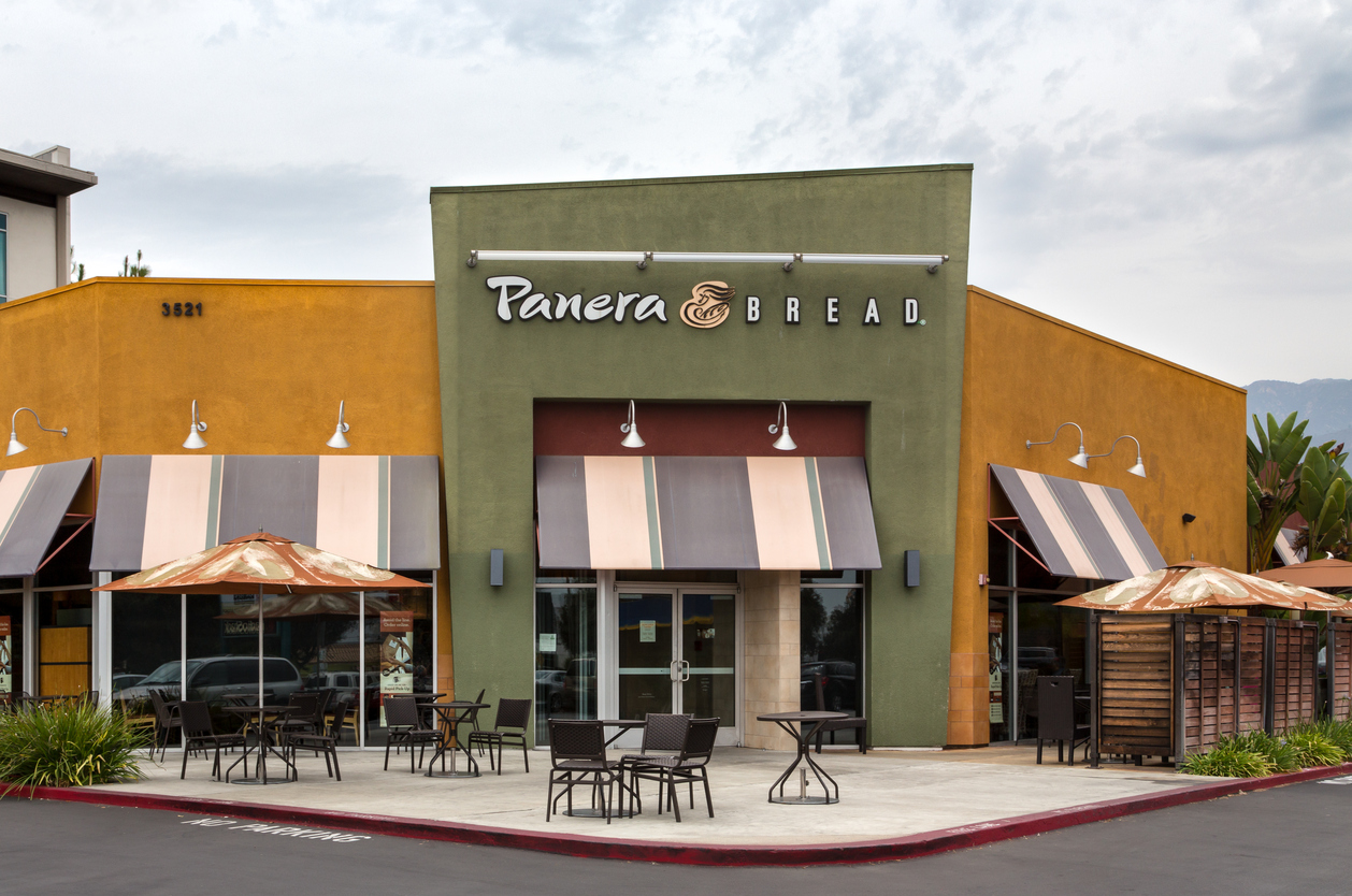 Panera Bread Restaurant Exterior
