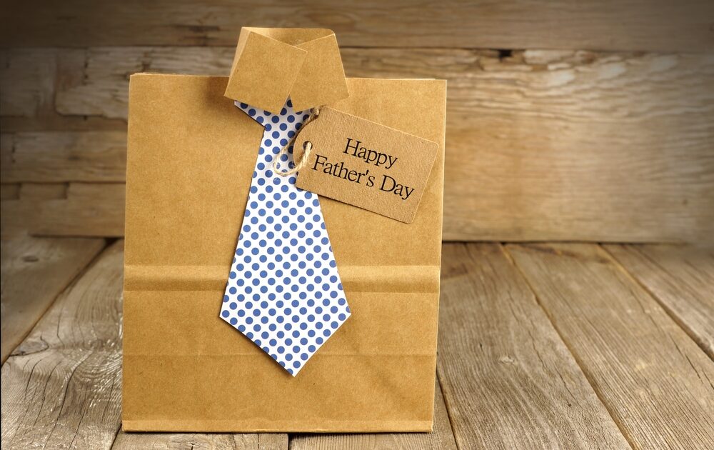 Personalized Father's Day gifts for your dad.