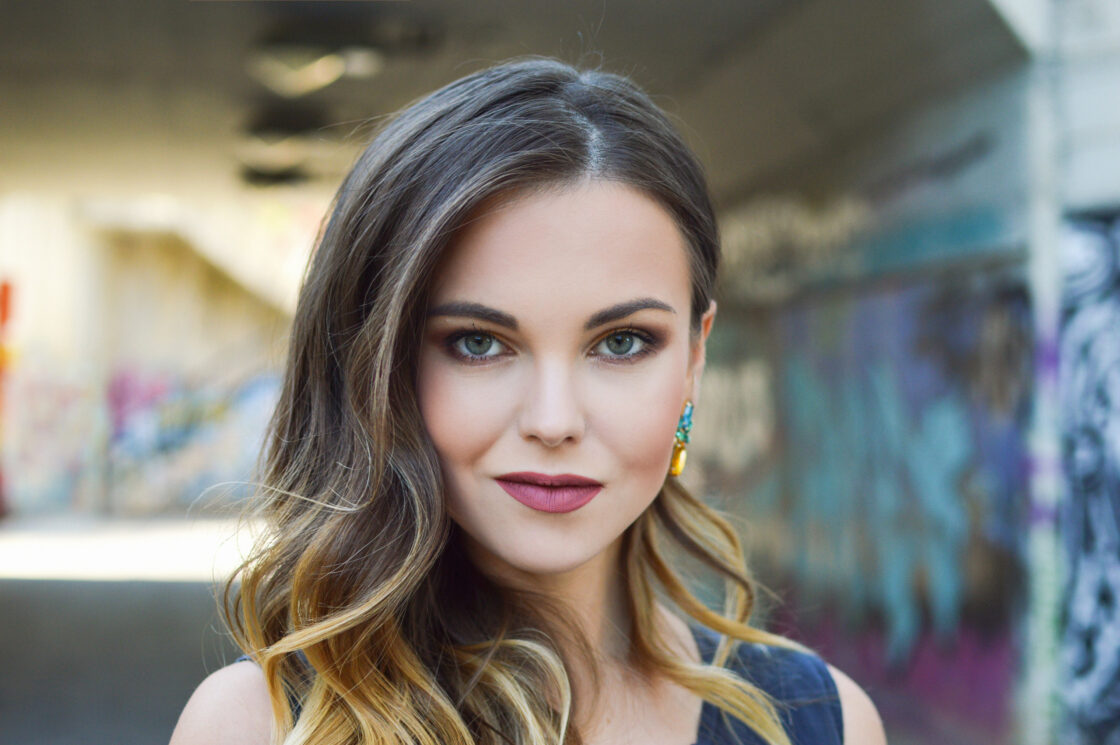 Plump Lips Naturally Without Injections or Toxic Chemicals