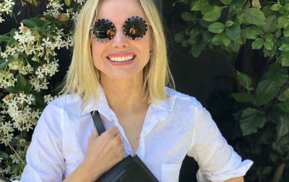 Kristen Bell Cleans Up Beach Before Some Surfside Yoga