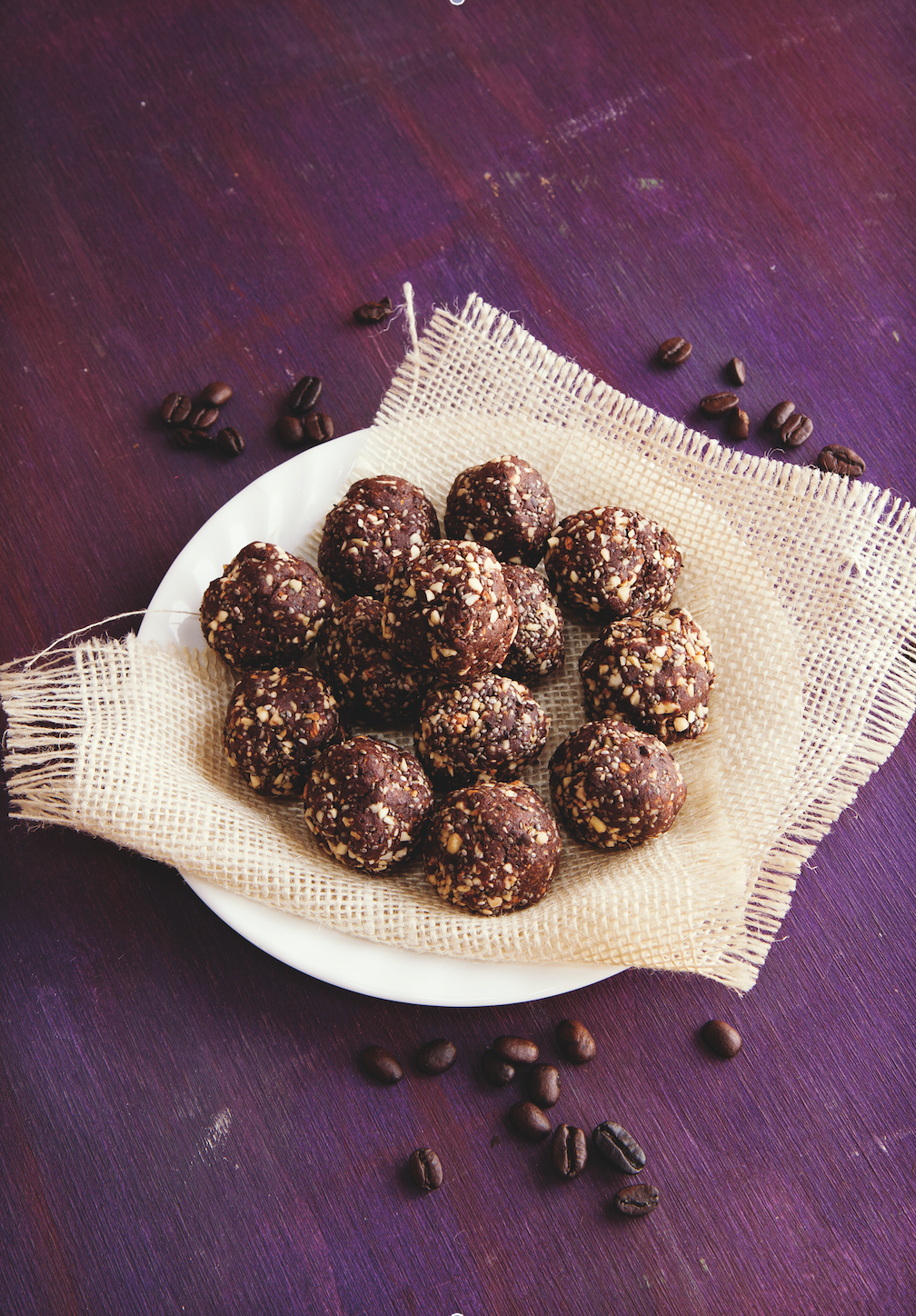 Scrumptious, Simple Chocolate-Coffee Energy Bites Recipe
