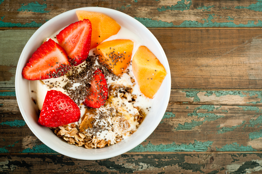 healthy breakfast yogurt with chia seeds and fruit
