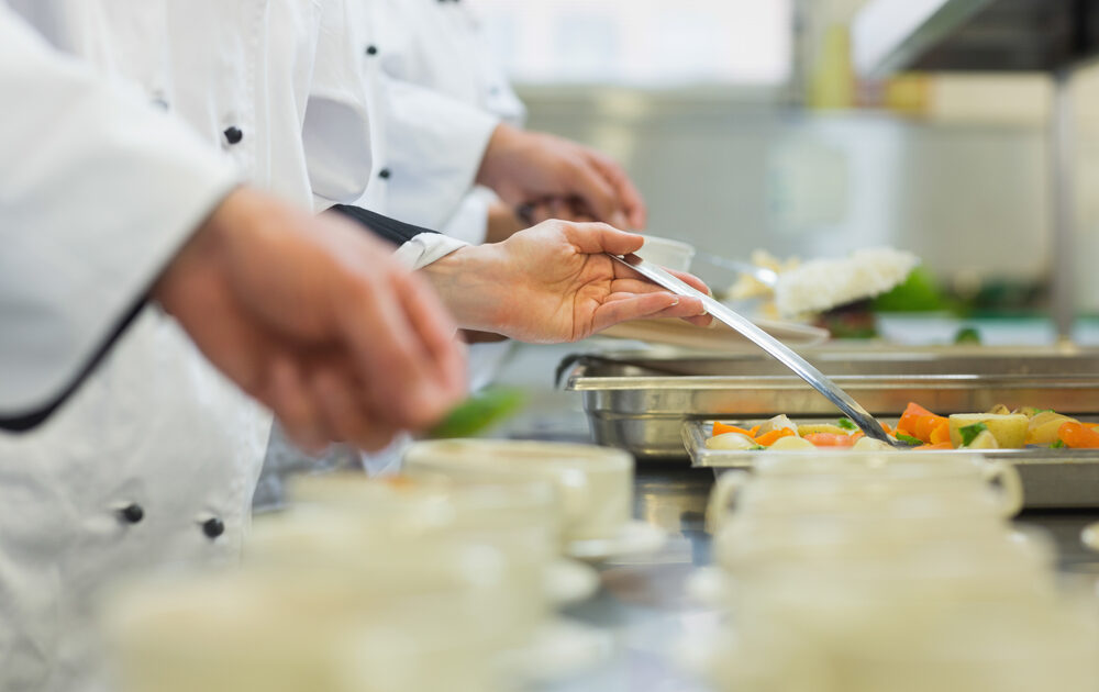 This Technology is Successfully Predicting Foodborne Illness Outbreaks in Chicago (and Maybe Your Town Soon)