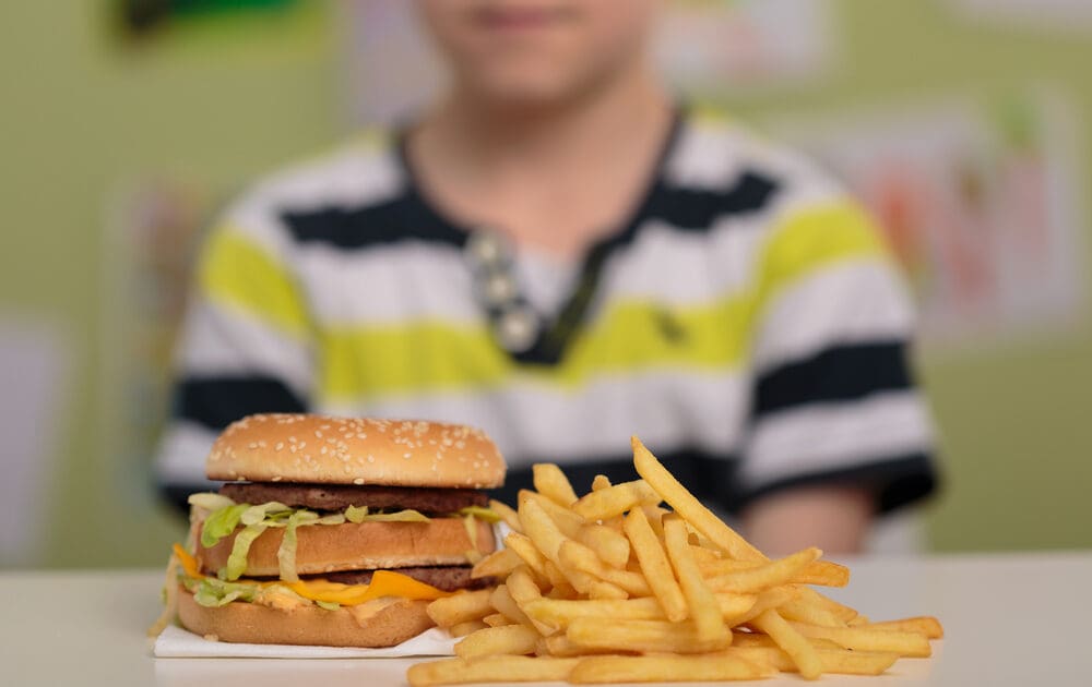 Kids With More Access to Fast Food at Risk for Weaker Bones, Study Finds