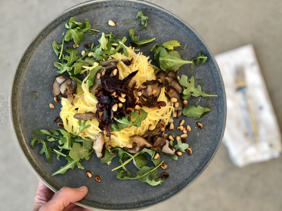 Easy Weeknight Veg Supper: Spaghetti Squash with Mushrooms, Pine Nuts, Arugula & Caramelized Onions 
