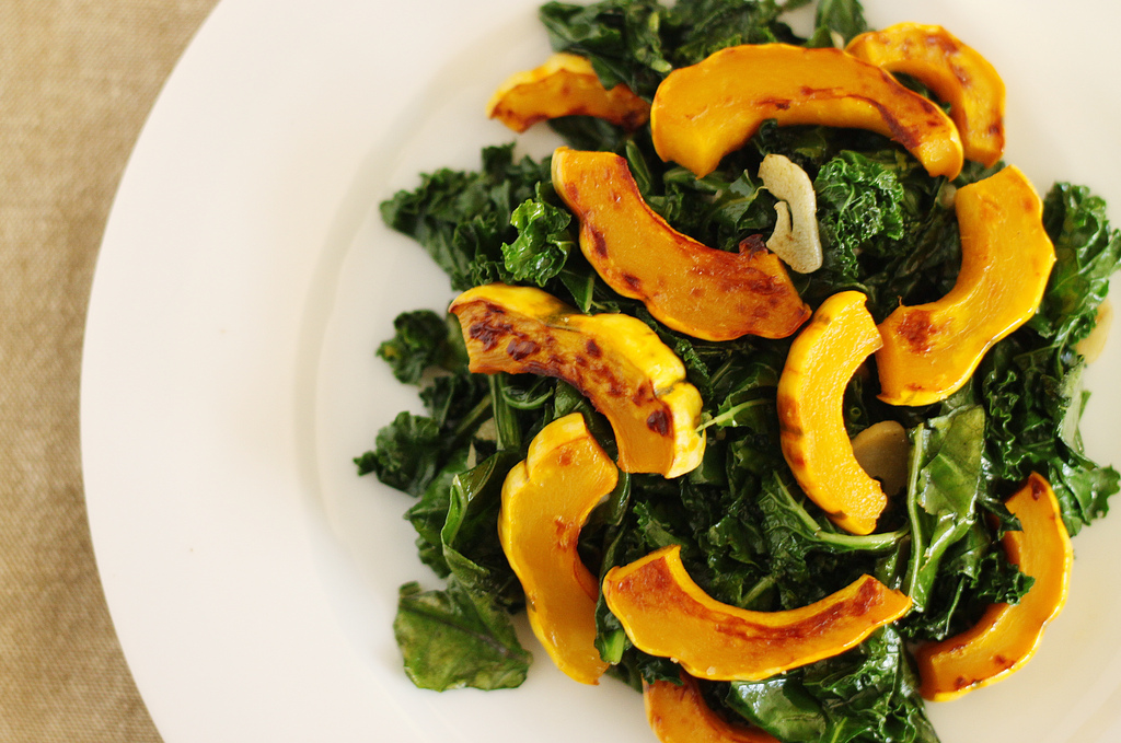 A Delicious Winter Harvest Guide to Eating Seasonally