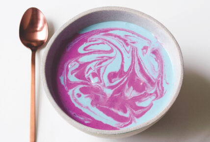 Vegan Unicorn Smoothie Bowl