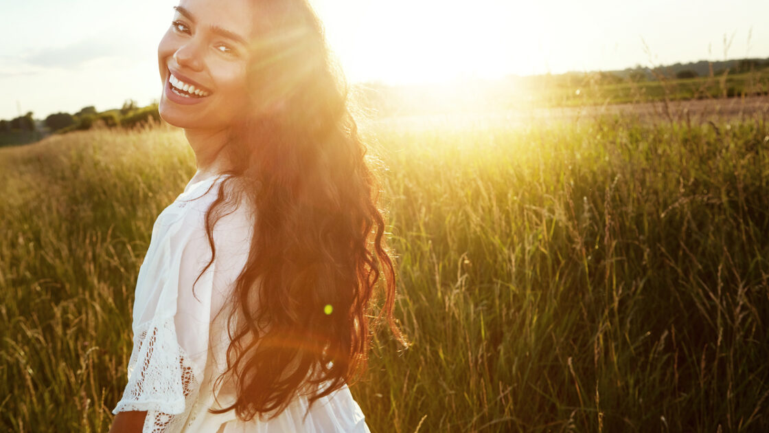 Tapping Could Be the All-Natural Trick to Getting Your Anxiety Under Control