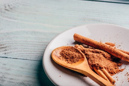 The Ultimate Cinnamon Buying Guide: 4 Brands We Absolutely Love