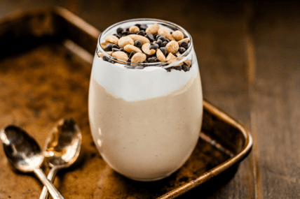 Amazing vegan peanut butter mousse that takes less than 30 minutes to make and only 4 ingredients!