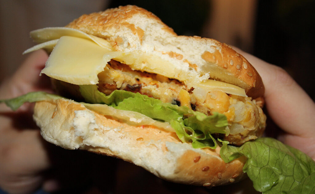 Frozen Food Giant Amy’s Kitchen Opens Nation’s First Organic Vegetarian Drive Thru