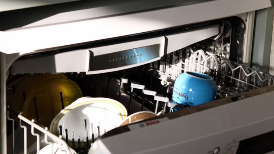 Dishwasher products, Unsplash