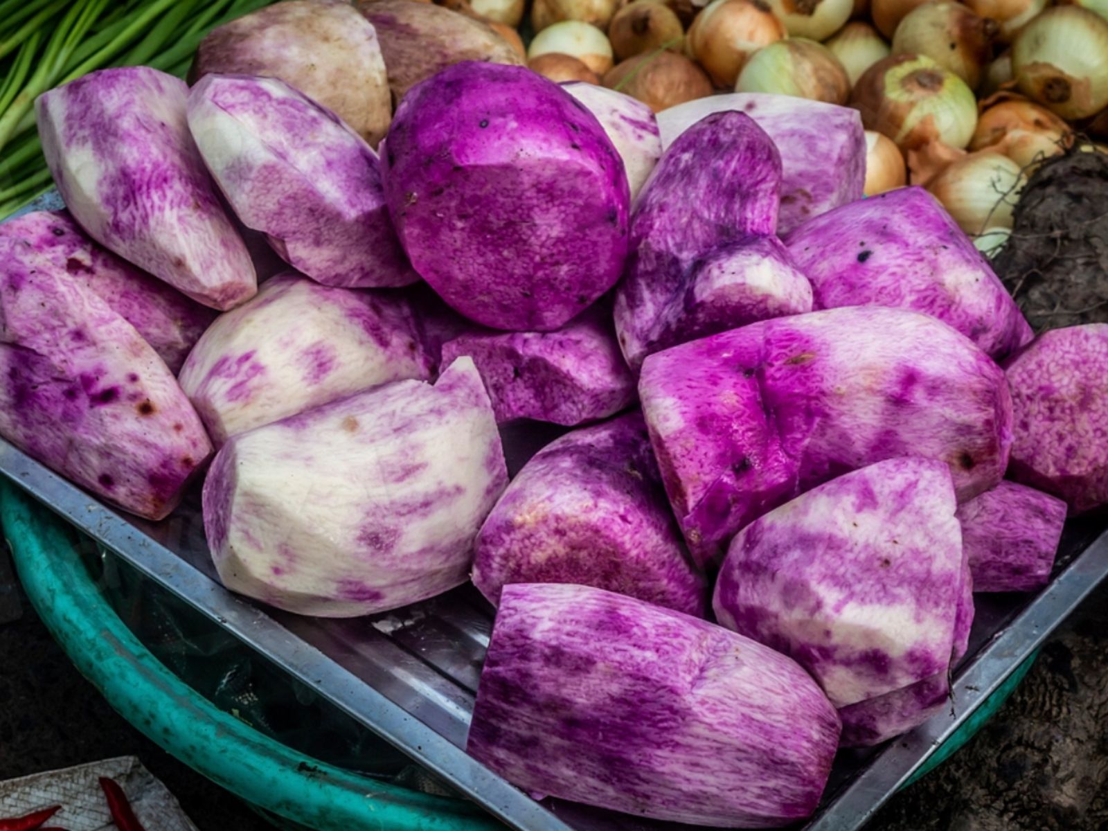 Yam, Purple Fruits and Vegetables, Wiki Commons