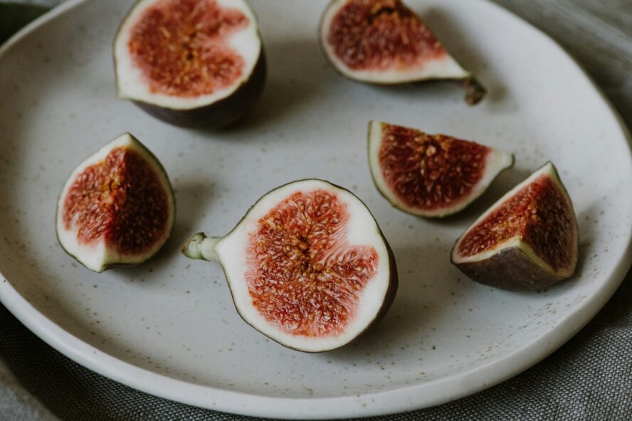 Figs Healthiest Fruits to Eat During Summer Unsplash