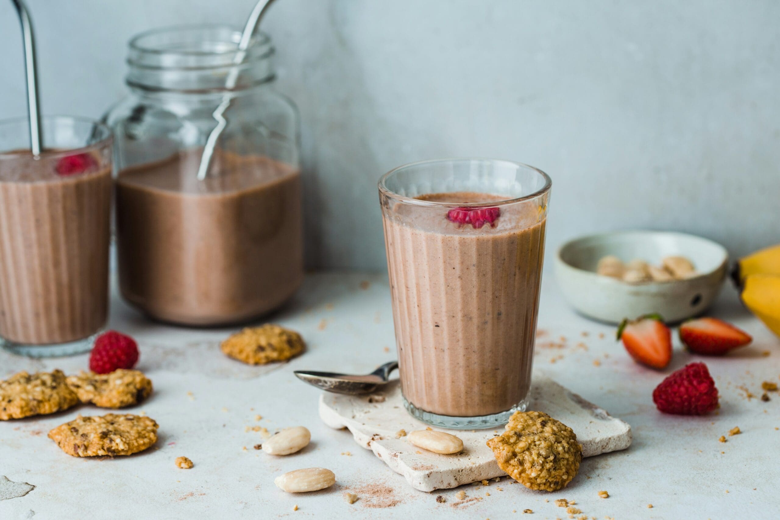 5 High Protein Vegan Snacks to Zap Your Hangry Mood