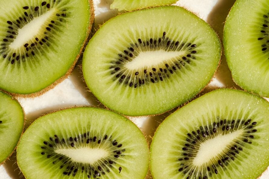 kiwi spring produce toa heftiba unsplash